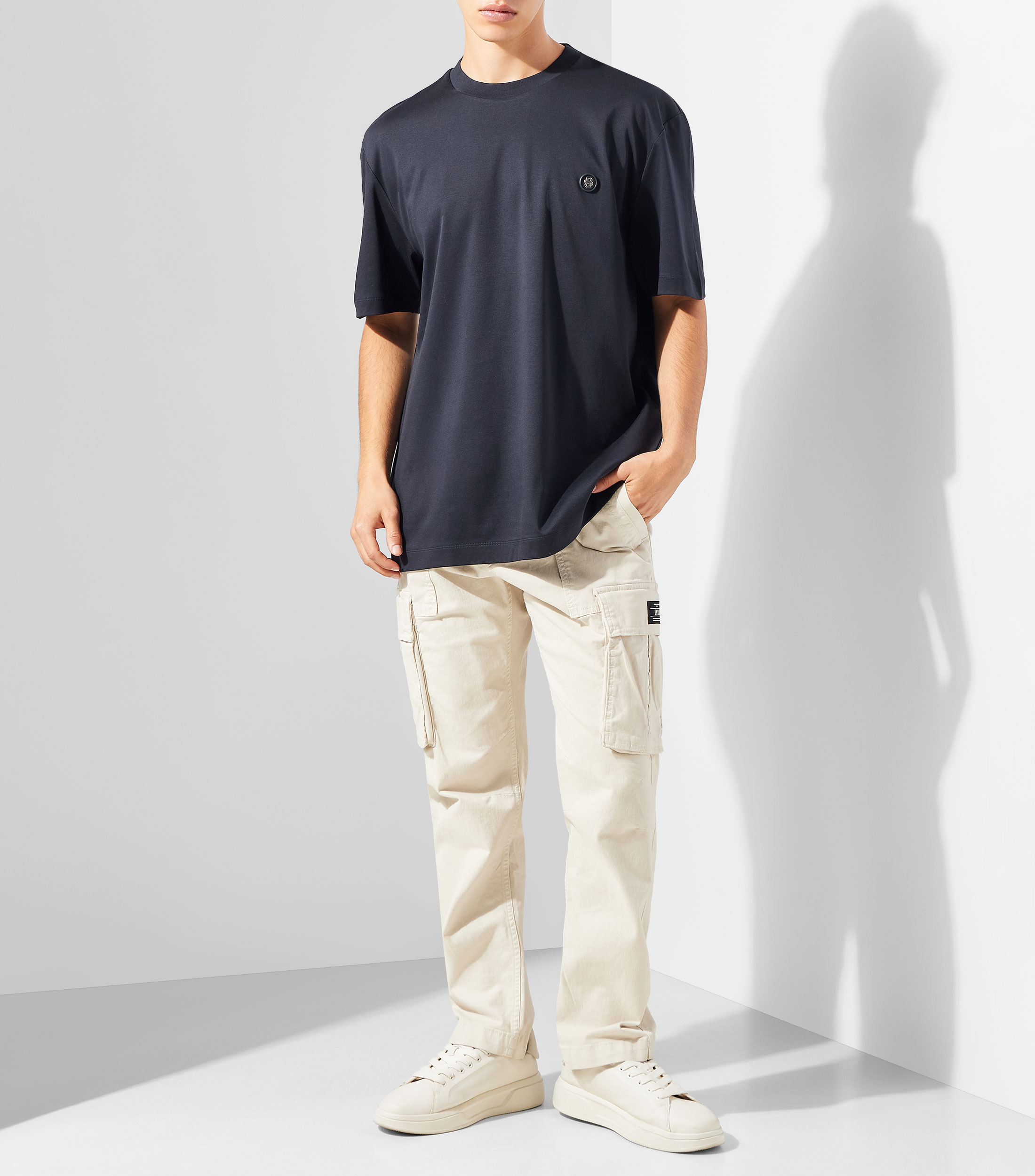 Playera cuello redondo manga corta lisa Hombre